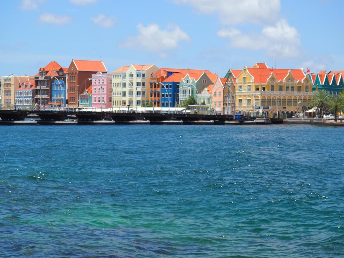 Kas Di Bami A-186 Op Seru Coral Resort - Ruim Appartement Met Groot Zwembad En Tropische Tuin 威廉斯塔德 外观 照片