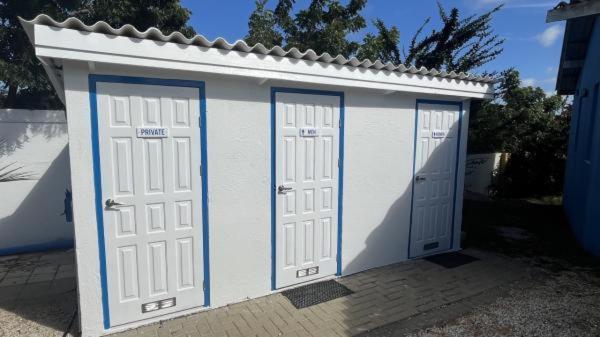 Kas Di Bami A-186 Op Seru Coral Resort - Ruim Appartement Met Groot Zwembad En Tropische Tuin 威廉斯塔德 外观 照片